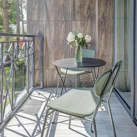 New! Pine Forest Apartment *